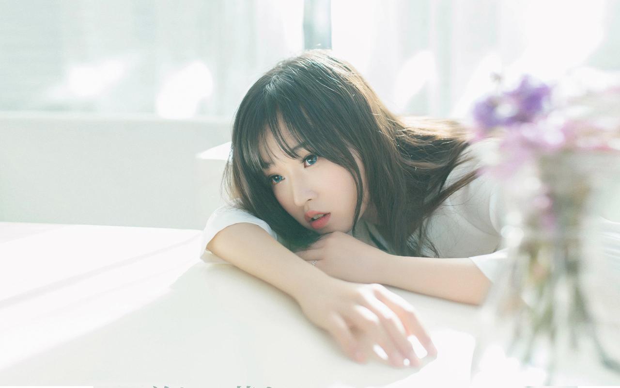 习近平就尼日利亚前总统布哈里逝世向尼日利亚总统提努布致唁电